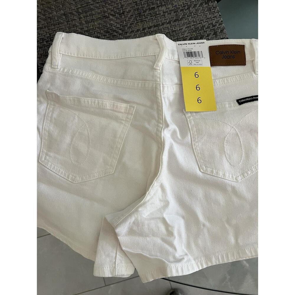 Calvin Klein Jean Shorts Size 6 O6 - Picture 2 of 5